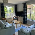 Burnbrae Nyaraló Sleights